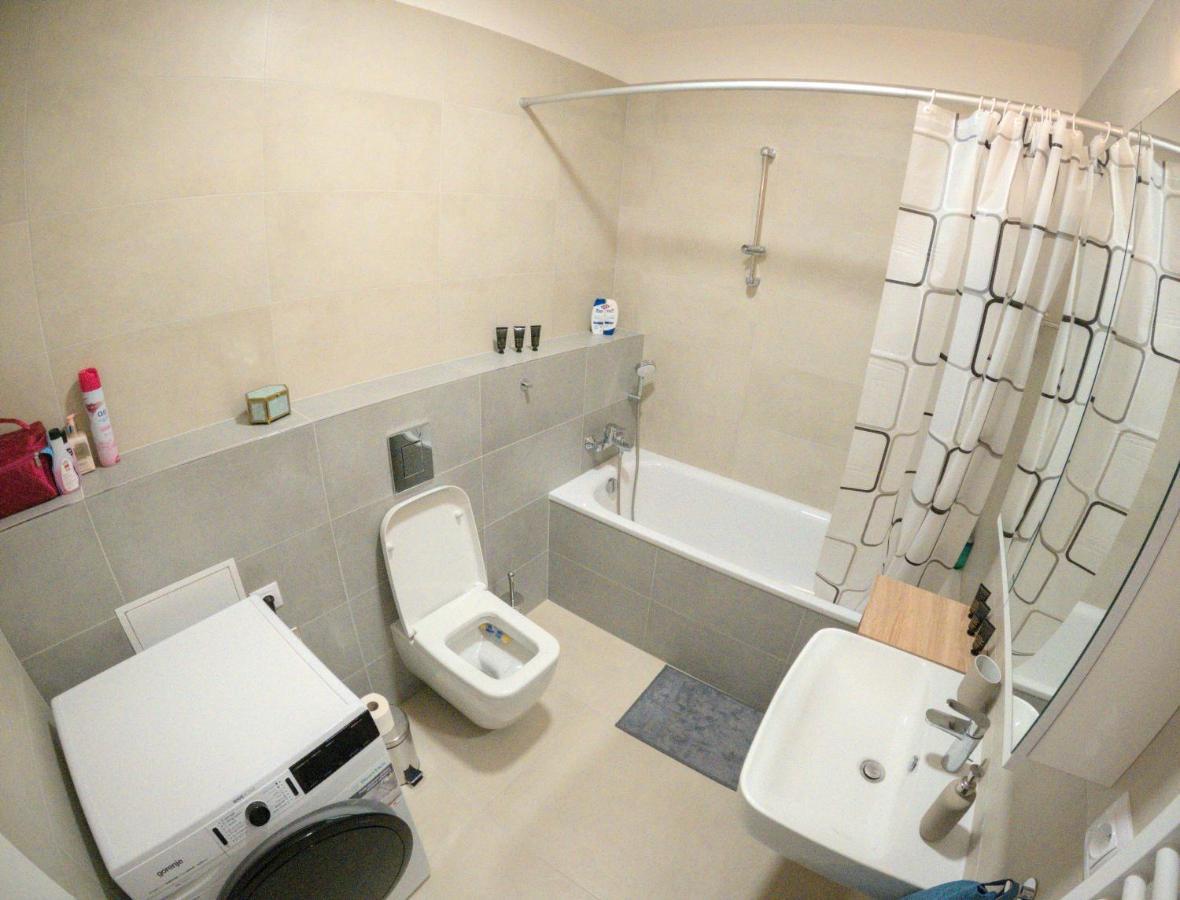 Brand New Apartment By Hockey Stadium Bratislava Eksteriør billede